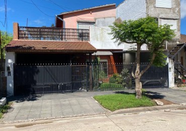 CASA C/DEPARTAMENTO Y AMPLIO FONDO